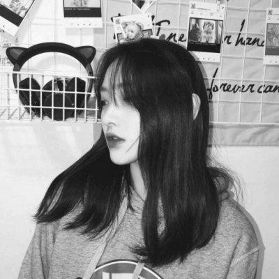 慵懒风颓废女生头像