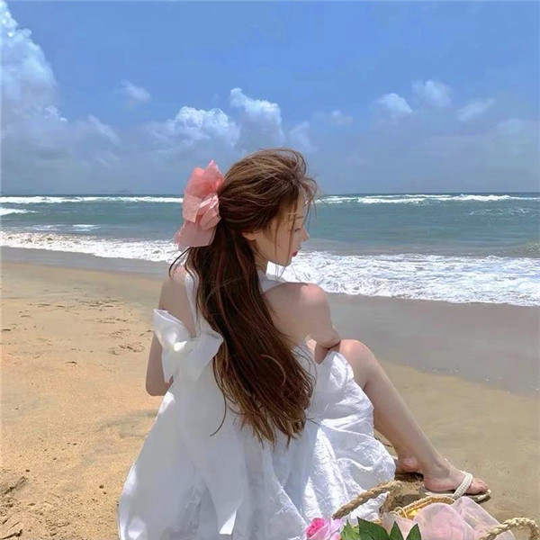 高级女生侧脸头像小众背影时尚图片