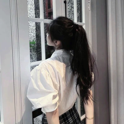 头像图片2025最火爆背影女