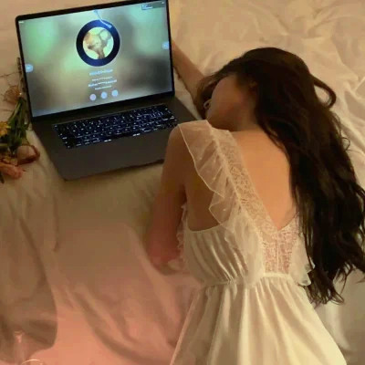 头像图片2025最火爆背影女