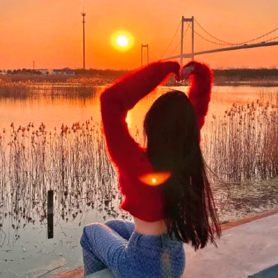 头像图片2025最火爆背影女