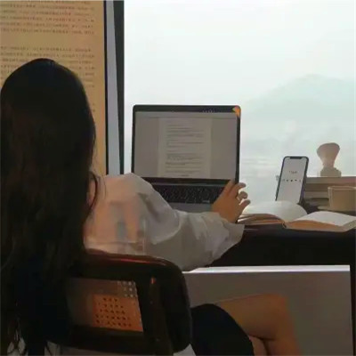 头像图片2025最火爆背影女