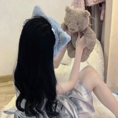 高级感背影头像女