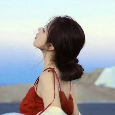 高级感背影头像女