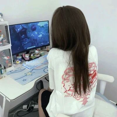 头像女简单干净气质背影