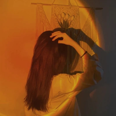 少女背影图片唯美微信头像