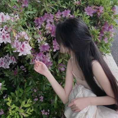 少女背影图片唯美微信头像