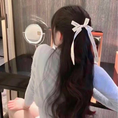 女生头像温柔干净气质背影
