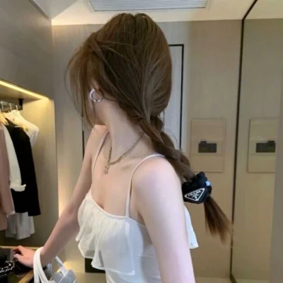 女生头像温柔干净气质背影
