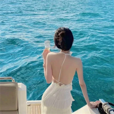 女生头像温柔干净气质背影
