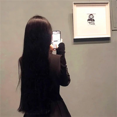 女头像真人图片背影
