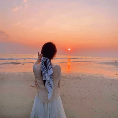 女头像真人图片背影