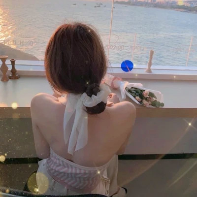背影头像女高清