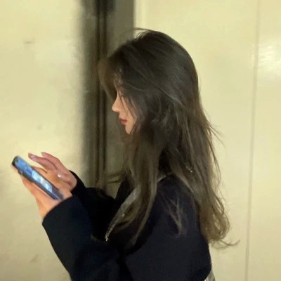 背影头像女高清