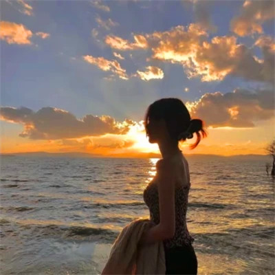 背影头像女高清