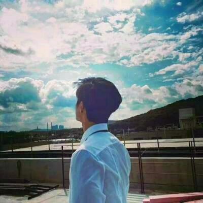 唯美高清好看淡淡忧伤的背影头像图片