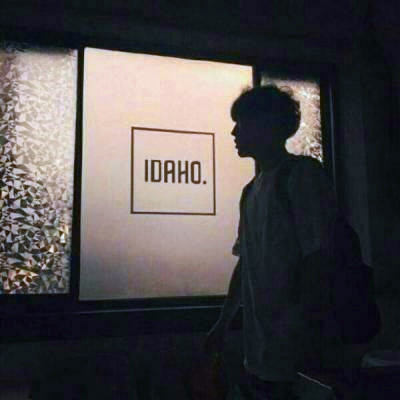 唯美高清好看淡淡忧伤的背影头像图片