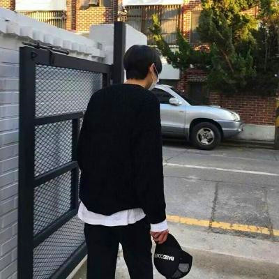 唯美高清好看淡淡忧伤的背影头像图片