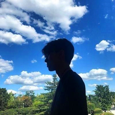 唯美高清好看淡淡忧伤的背影头像图片