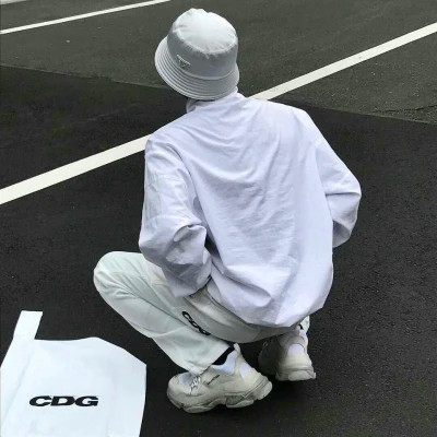 背影男头