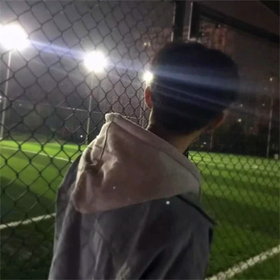 背影男头