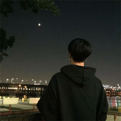 背影男头