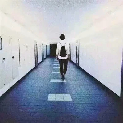 背影男头