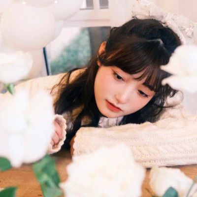 清新唯美图片女生头像