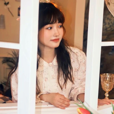 清新唯美图片女生头像
