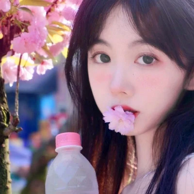 清新唯美图片女生头像