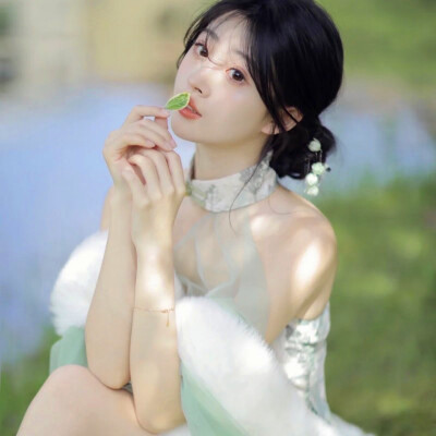 清新唯美图片女生头像