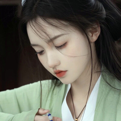 清新唯美图片女生头像
