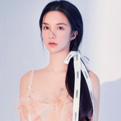绝美好看的美女头像