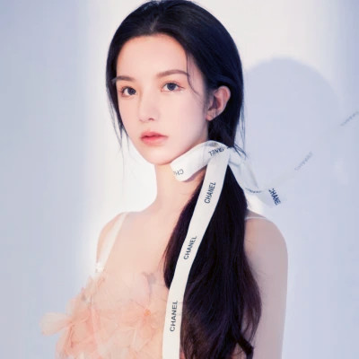 绝美好看的美女头像