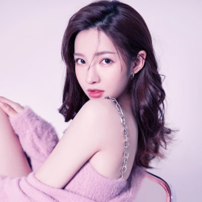 绝美好看的美女头像