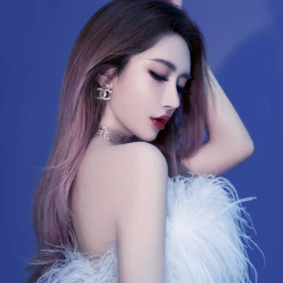 绝美好看的美女头像