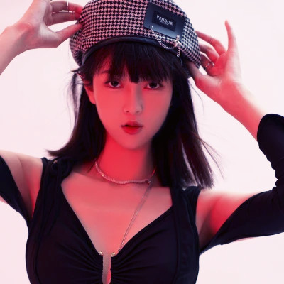绝美好看的美女头像