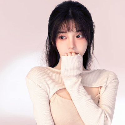 绝美好看的美女头像