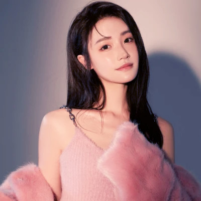 绝美好看的美女头像