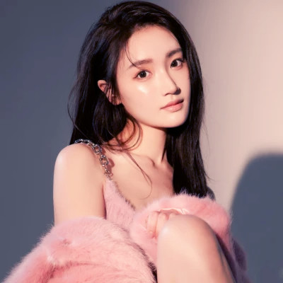 绝美好看的美女头像