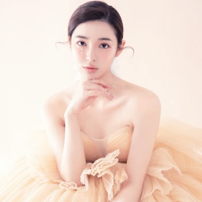 绝美好看的美女头像