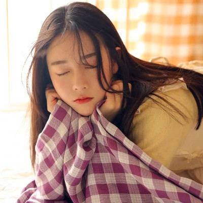 超火真人女生好看的图片头像