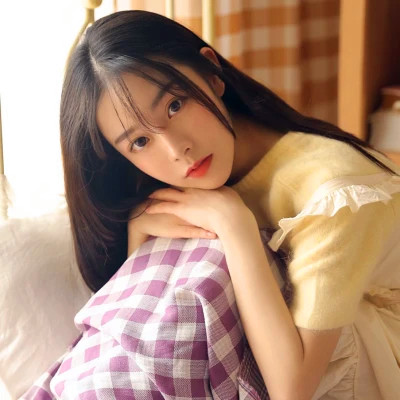 超火真人女生好看的图片头像