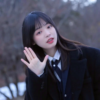 超火真人女生好看的图片头像