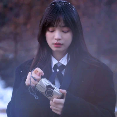 超火真人女生好看的图片头像