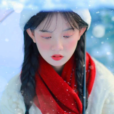超火真人女生好看的图片头像