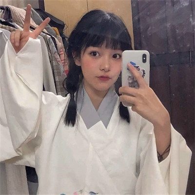 女人高雅温柔头像