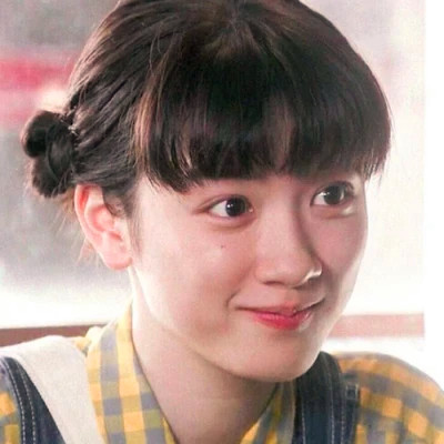 女人高雅温柔头像