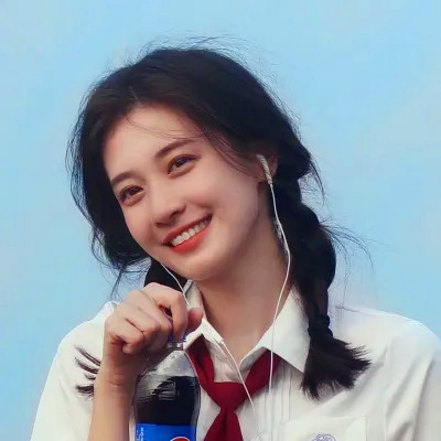 女人高雅温柔头像