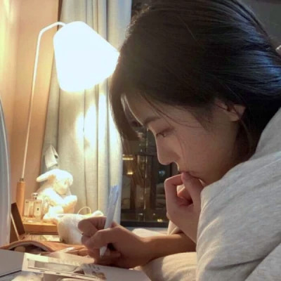 头像女ins高级质感温柔